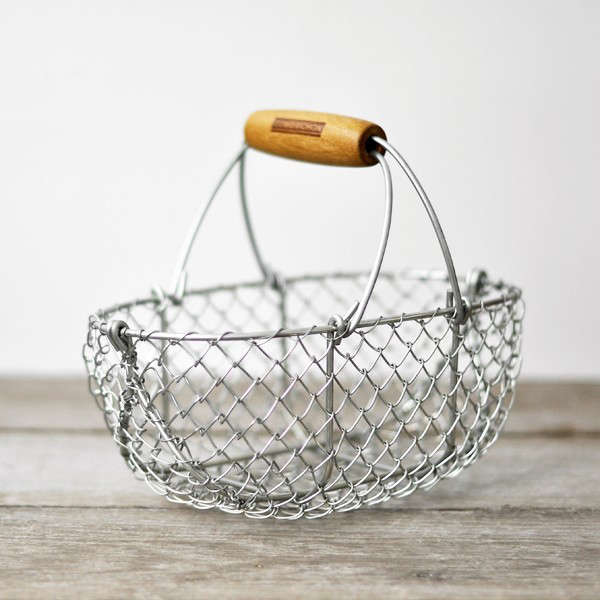 10 Easy Pieces Wire Harvest Baskets The Organized Home Metal Vegetable Basket Combrichon