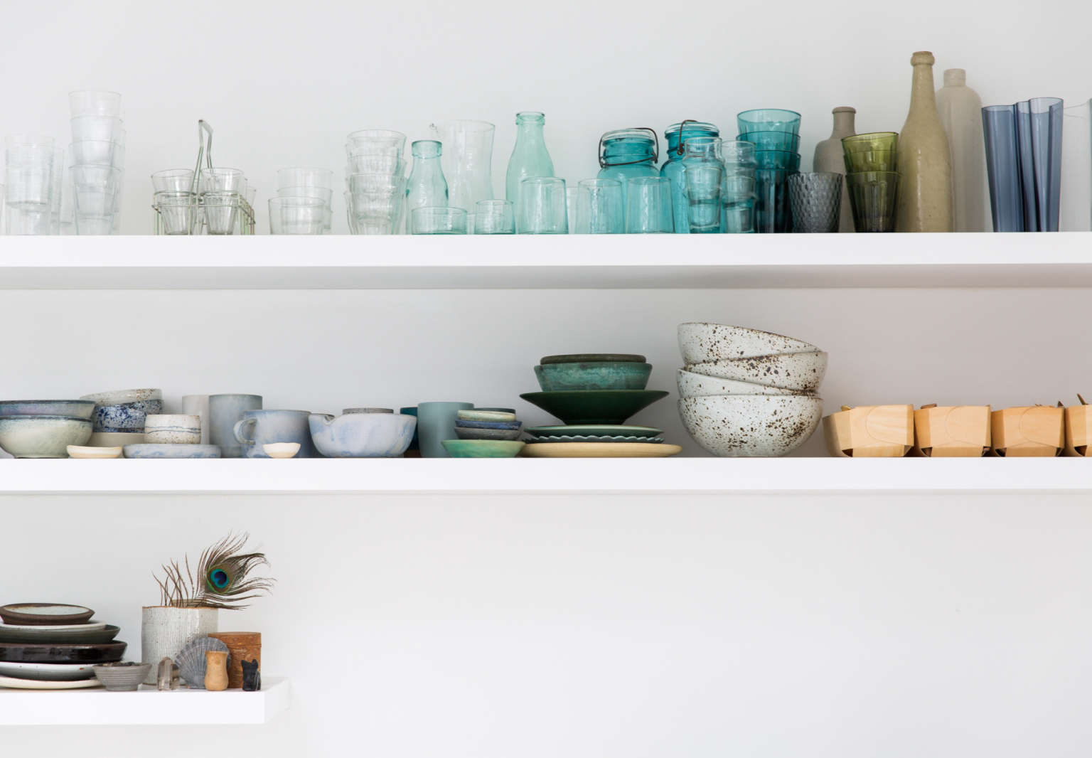 A Creative Inexpensive Way To Organize Your Drawers